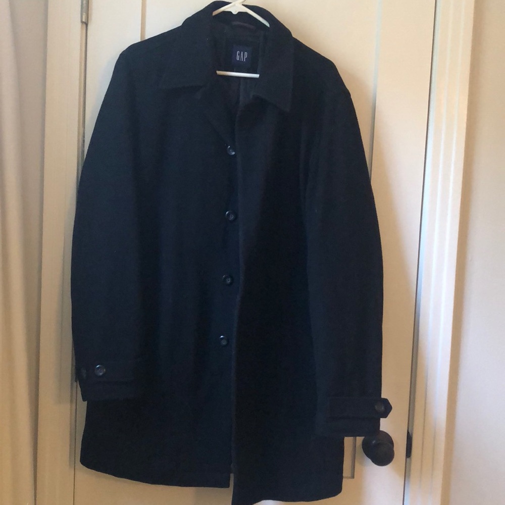 Men’s black coat